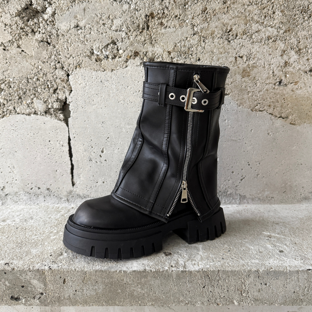 PLATFORM FOLD OVER CHUNKY BOOTS