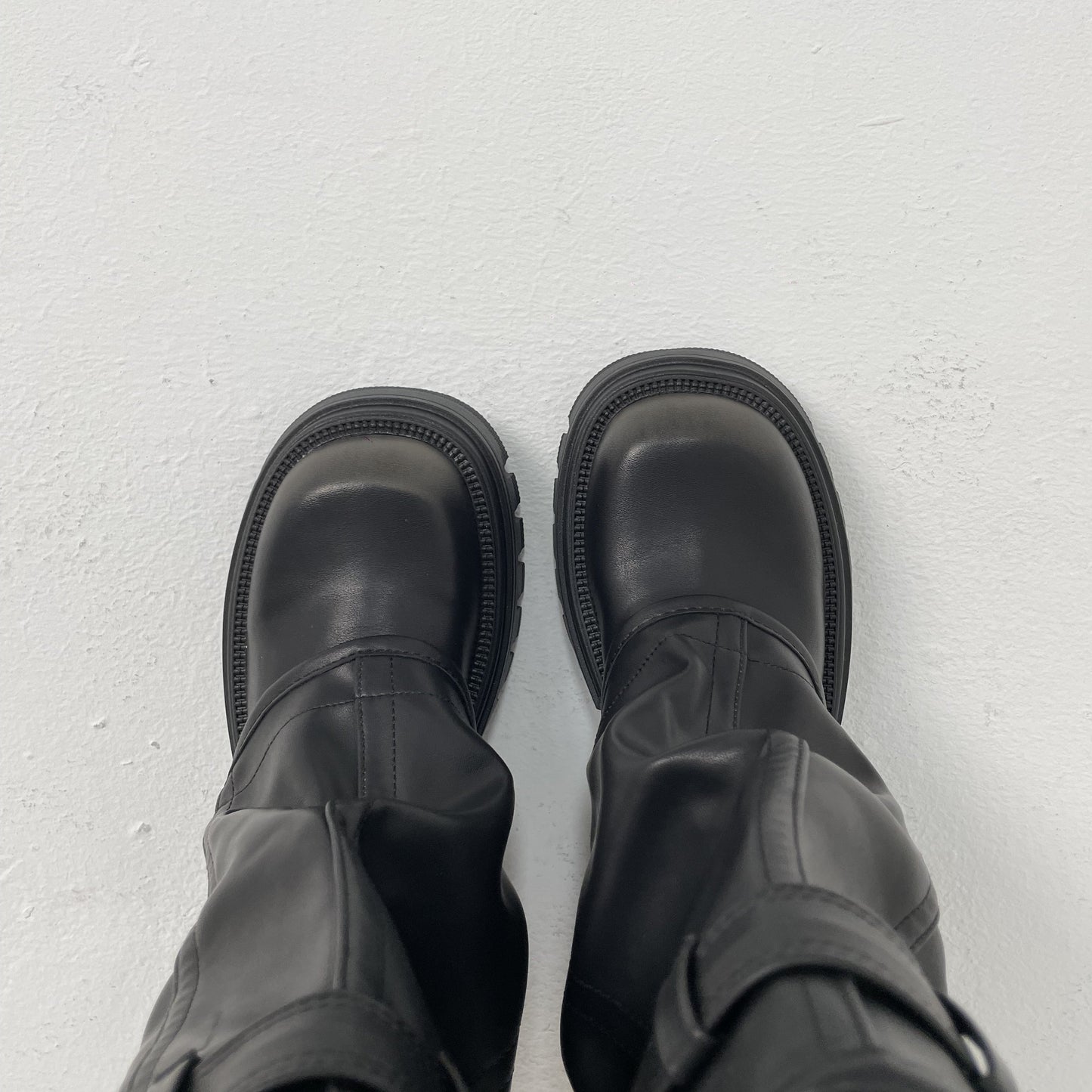 PLATFORM FOLD OVER CHUNKY BOOTS