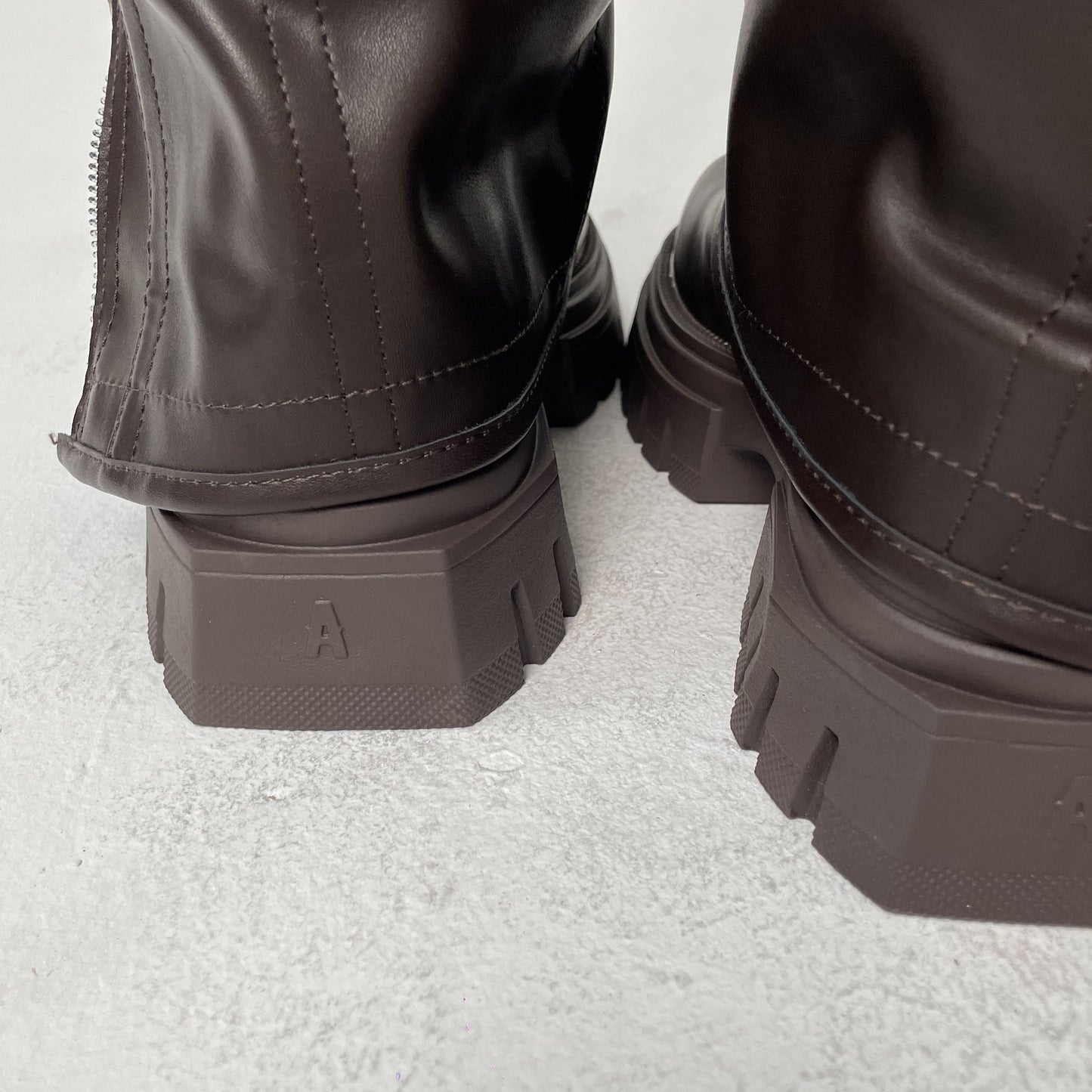 PLATFORM FOLD OVER CHUNKY BOOTS