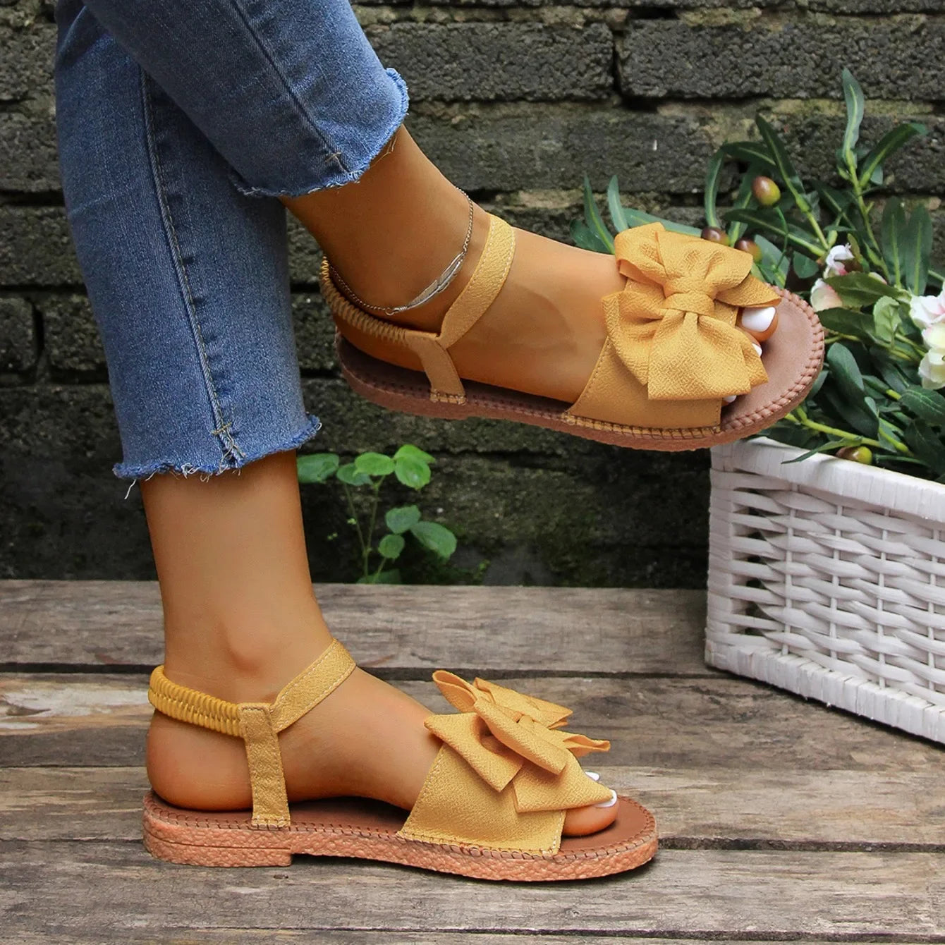 Suri Bow Tie Summer Sandals