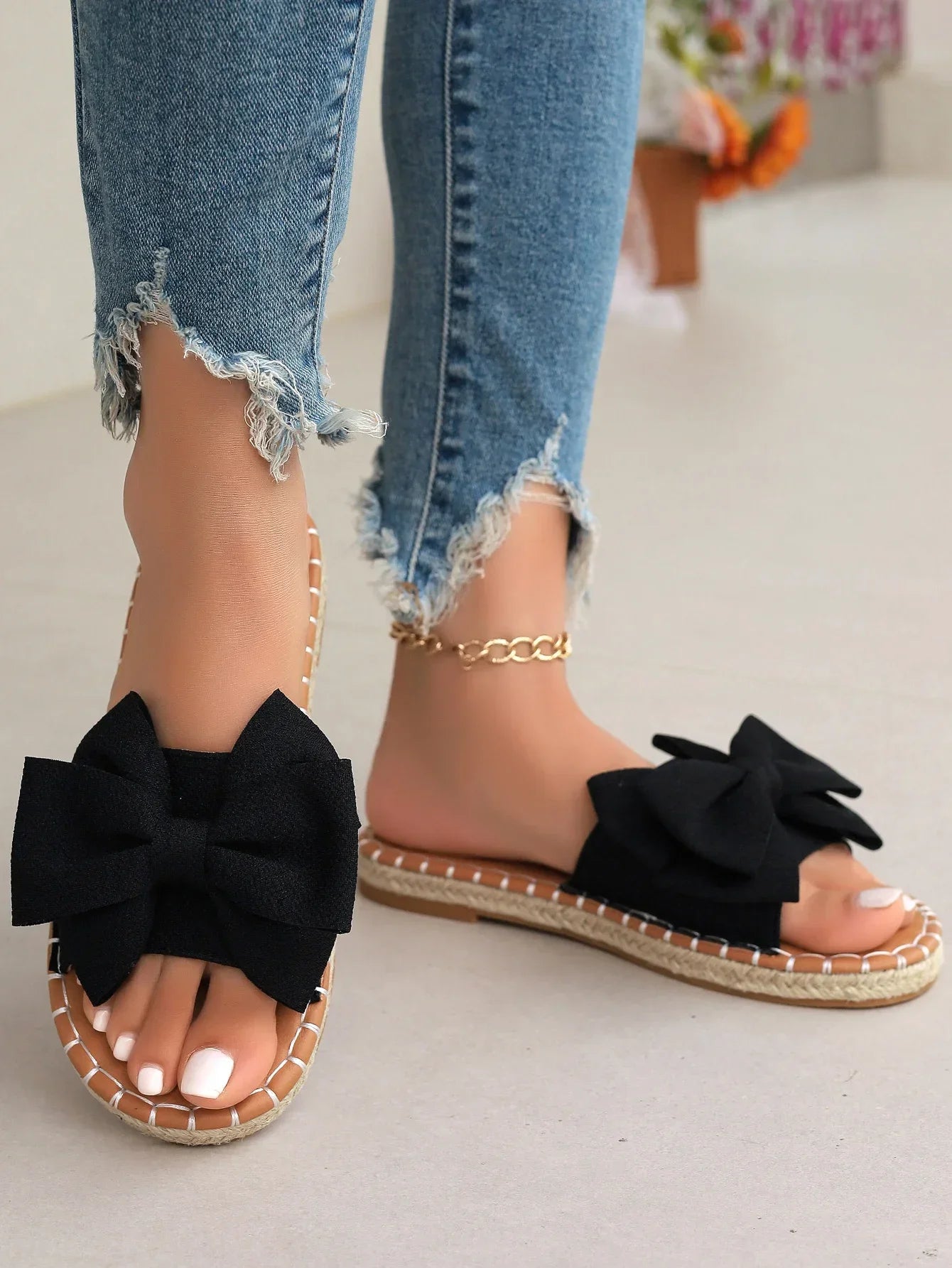 Lila Bow Summer Slides