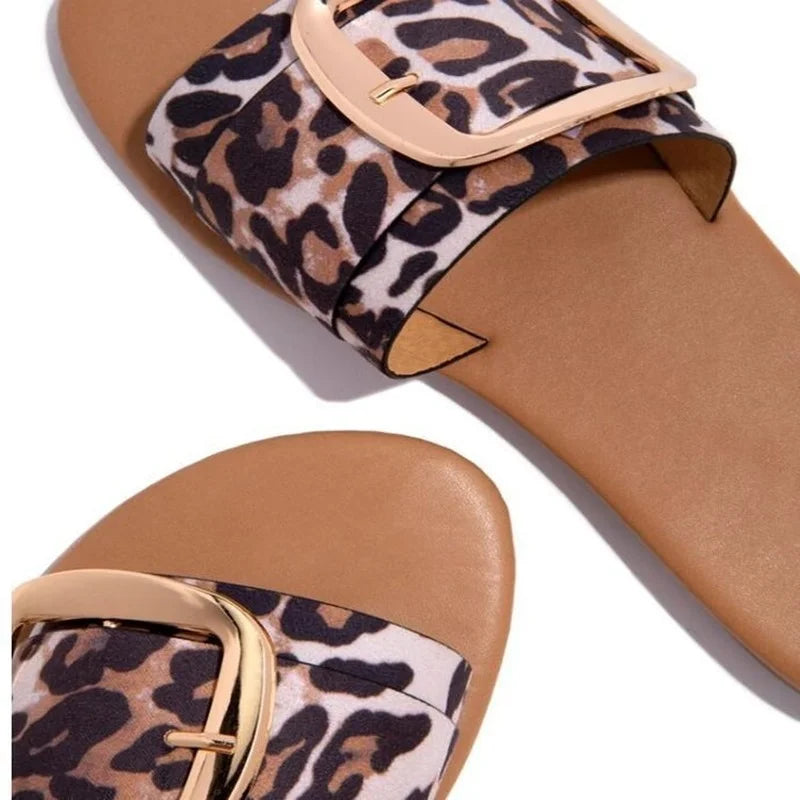 Leo Leopard Print Slides